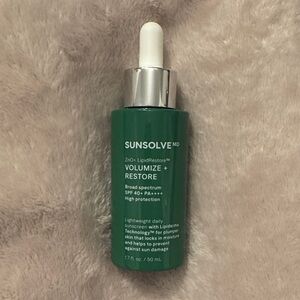 SUNSOLVE LipidRestore Volumize + Restore SPF 40